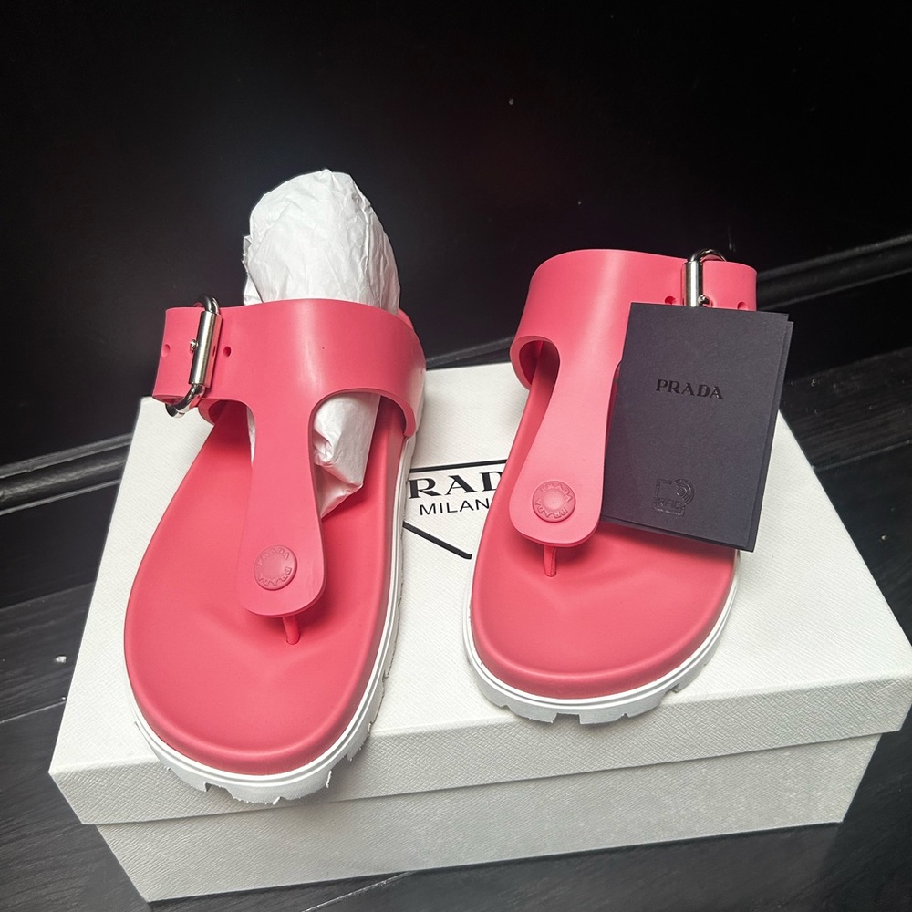 Prada Women's Pink Sandals